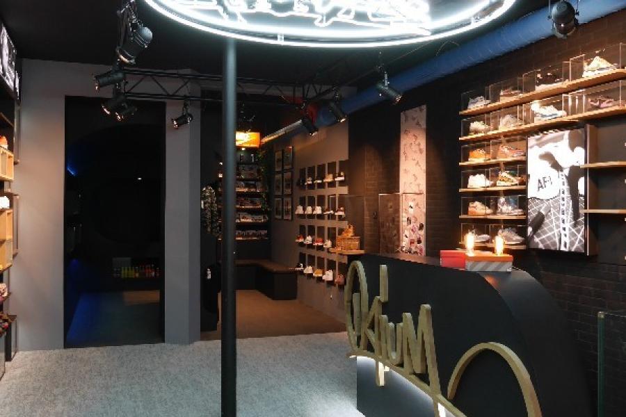 Boutique Opium Paris